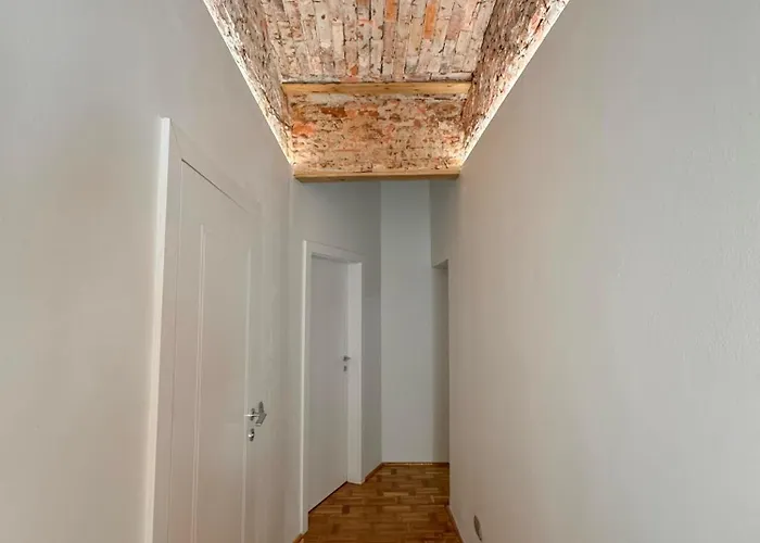 Kazimierza Wielkiego - Quiet In The Center * Breslavia